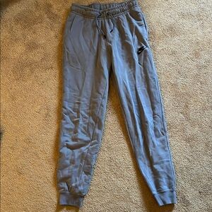 Women’s NIKE Lilac Joggers XS